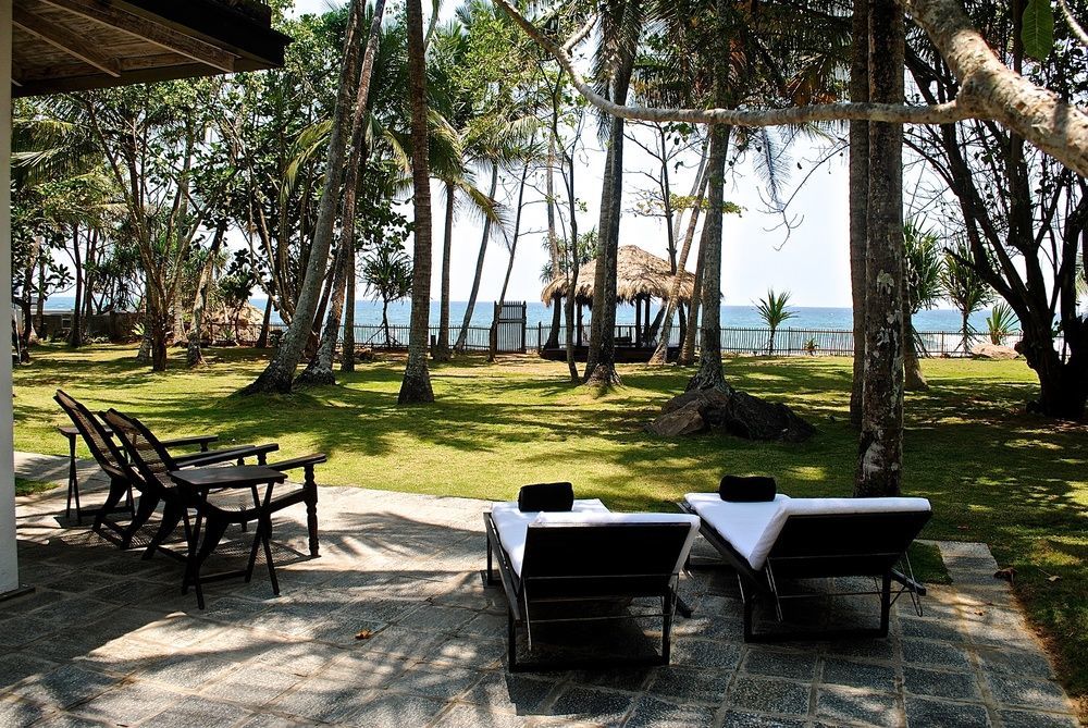 Satin Doll Hotel Unawatuna Exterior foto